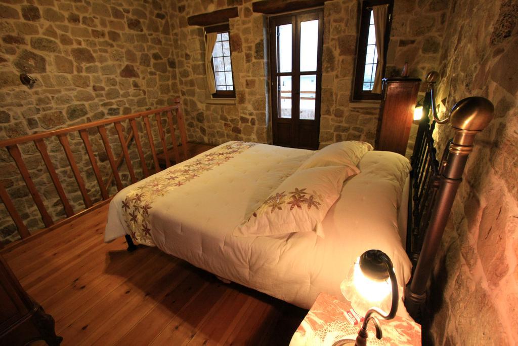 Lithos Traditional Guest Houses 크시로캄보스 객실 사진