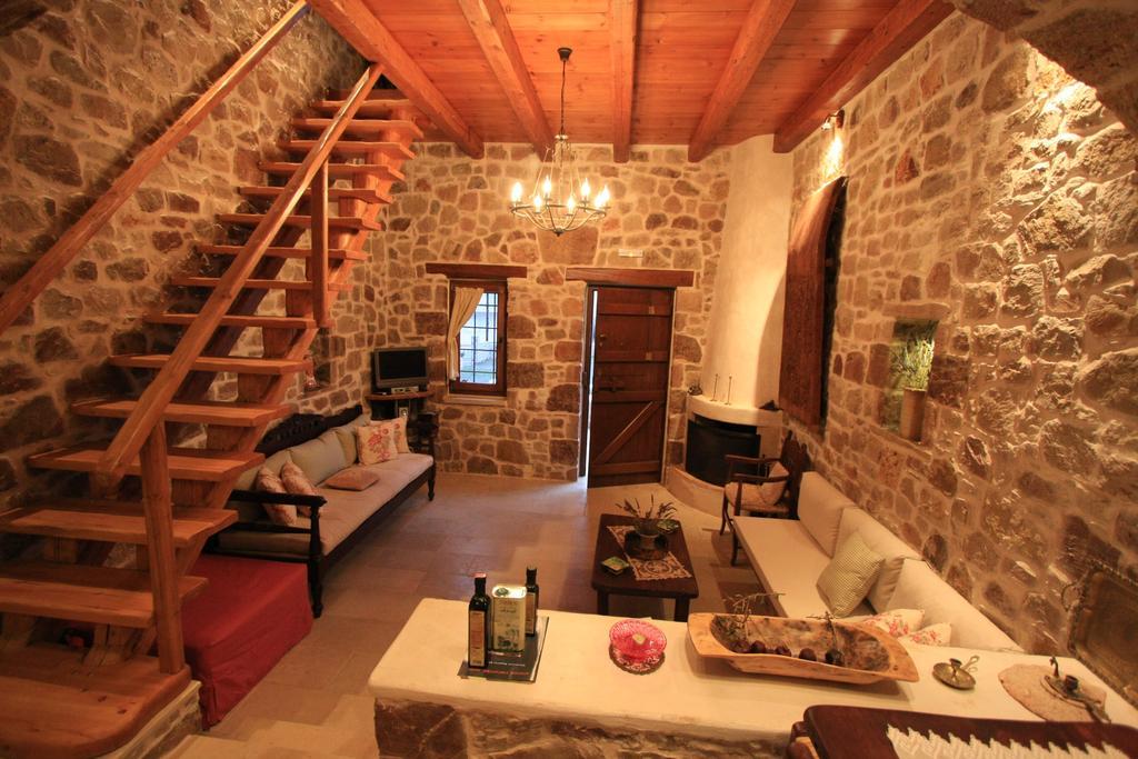 Lithos Traditional Guest Houses 크시로캄보스 객실 사진